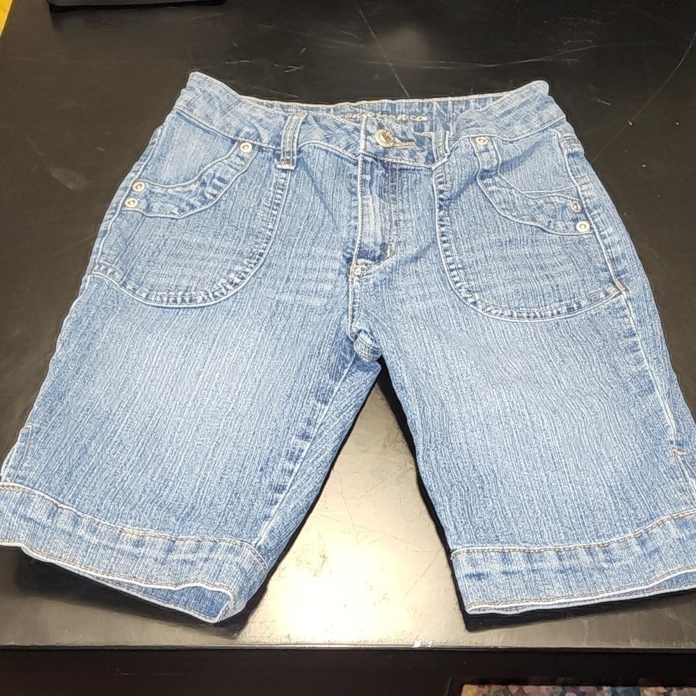 Girls Arizona jean capris Sz 12 slim